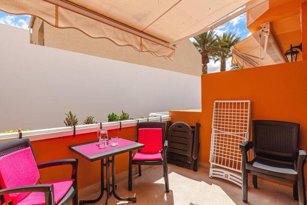 Tenerife Royal Gardens One Bedroom Apartment Playa de las Americas  Exterior photo